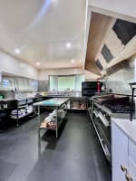 Bottle Shop and Tavern $75,000 wiwo Easy Operation, Main Rd Frontage, Highly Profitable