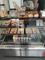 High volume takeaway - Low rent  & overheads - Best location