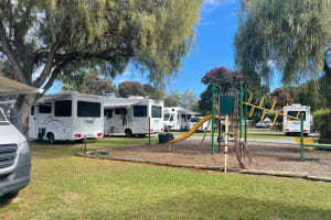 UNDER OFFER - BIG 4 Cabin Park Hay, NSW - 1P0183