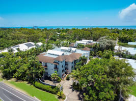 Port Douglas Management Rights in a Prime Location with a Huge BC Salary! | Resort Brokers ID : M...