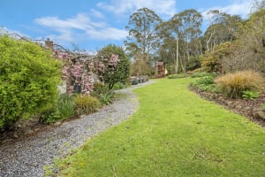 FHGC Tasmanian Accommodation A1 Presentation Spectacular Views 10%ROI 6 Cabins 2 Houses 2 Titles
