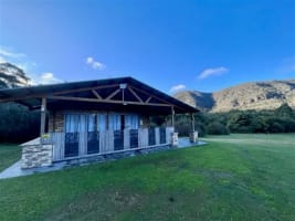 Leasehold  Motel with Restaurant in Tourism Hotspot Halls Gap