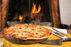 Thriving Takeaway Pizza for Sale*5 days*Taking 12k/week*Very Cheap Rent [2406271]