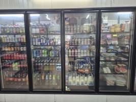 Store, Cafe, Food Truck and Residence – Brandon, QLD