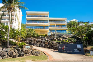 Lifestyle with Income - Airlie Beach - North Qld - Income Range 50 - 100k Plus