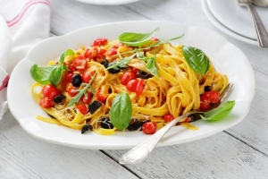 Takeaway Pizza – $9K+ Weekly Sales | $350 Rent | Short Hours | High-Exposure Location [2508161]