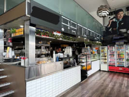 5-Day Corporate Cafe, Parramatta CBD | Prime Corner, 100+ Seats, 30kg Coffee pw