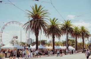 TROPHY BEACHSIDE HOSPITALITY VENUE | $1.9M TURNOVER | ELITE CORNER POSITION