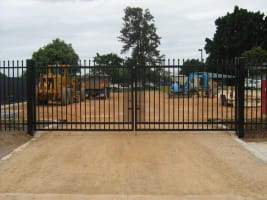 FENCING SUPPLY & INSTALLATION - ESTABLISHED OVER 13 YEARS - (ALSO RELOCATABLE!)
