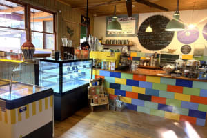 LEASEHOLD - Half Acre Cafe, Howlong NSW - 1P0595