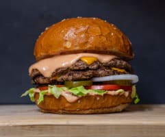 Food Business Opportunity – Low Rent, High Potential [2606161]