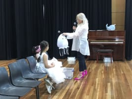 Smart Children Play Piano