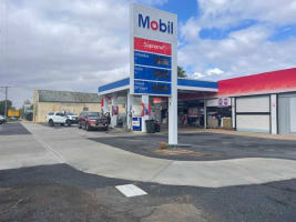 Modern Petrol Station and Convenience Store.   Riverina Region NSW