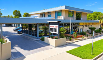 FREEHOLD - Vendor Terms Available - Golden Leaf Motel, Myrtleford VIC - 1P0584