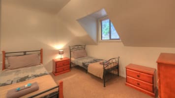 West Coast Holiday Home 4 1/2 * Acommodation or Family Home