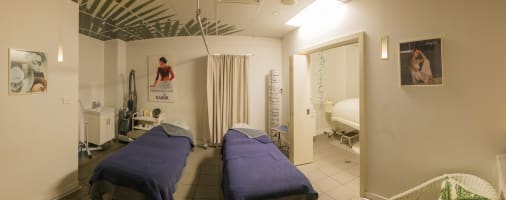 Award Winning Aesthetic Medi Spa Clinic/Beauty Salon | ID: 1370