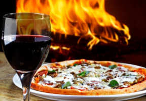 Pizza shop with huge potential to increase sales [2408151]