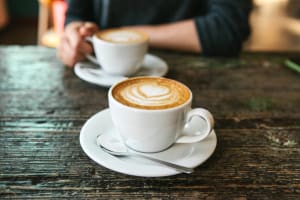 Easy-to-Manage Café – Affordable Rent – Prime Location Near Office Buildings Minimal Cooking Requ...