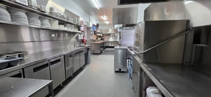 TURNKEY BAR & GRILL FOR SALE — RAINBOW BEACH QLD
