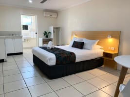 Beach Location, Motel and Development Land Holding - 2111MF