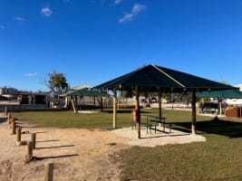 HAMELIN POOL CARAVAN PARK & POST OFFICE & LIQUOR