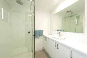 UNDER CONTRACT - Glenrowan Kelly Country Motel, VIC - 1P0529