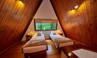 ROSE GUMS WILDERNESS RETREAT - 2893MF