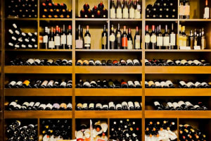 Liquor Retail Business – Eastern Suburb [2610021]