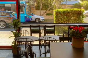 Under Offer: Calling All Aspiring Café Owners and Lifestyle Buyers – Bondi Café, Now $89k + SAV