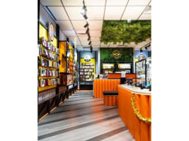 Pop Phones Franchise  Tech Retail & Repairs with National Brand Backing