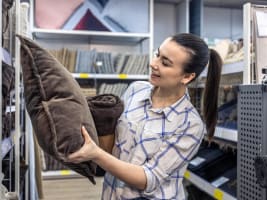 Iconic Home Decor & Gift Business, Online Growth Potential - EBS