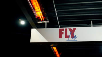 NEW PRICE - ​MUST BE SOLD - FLY LIE BAR – KEW