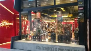 Comic Book Heroes - (2 Retail Shops Westfield Chermside & Mt Gravatt)