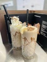 Oliver Brown Franchise Café – High-Traffic Centre | $650K+ Sales | Priced to Sell