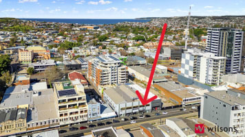 Iconic burgers - takeaway and eat in- licensed