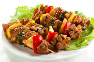 Exciting Business Opportunity – Thriving Restaurant & Takeaway in Docklands! [2412101]