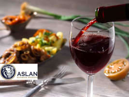 BAR/RESTAURANT FOR SALE IN BAYSIDE