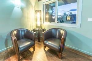 BY MOTEL ROOM, ONE OF THE TOP REGIONAL EARNERS - 2468ML