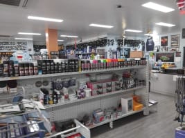 Vendor Finance  Thriving Auto Parts St Helens L/H $100,000+SAV Busy & Profitable Freehold Available