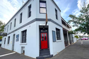 FOR SALE BY EXPRESSION OF INTEREST - Supreme Court Hotel, Maryborough - 1P0563