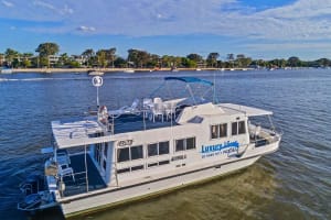 Unique Noosa River Lifestyle Opportunity!