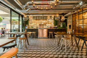 WIWO: Full Liquor License & Function Restaurant [2508071ed]