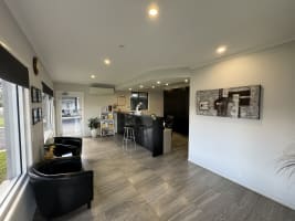 Rare Opportunity to Acquire a Freehold Motel within 2.5 hrs of Brisbane - 2555MF