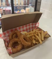 High volume takeaway - Low rent  & overheads - Best location