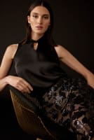 Dive into the glam world of fashion & lingerie? It's all yours for the taking!