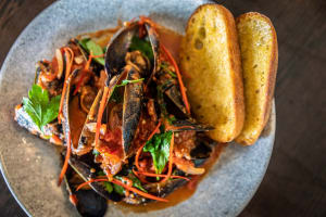 Wrasse & Roe Seafood Restaurant