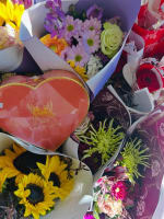 Fresh Local Produce - Speciality Foods - Fruit & Veg Boxes