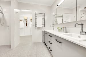 Stunning Freehold Accommodation in Bright, Victoria