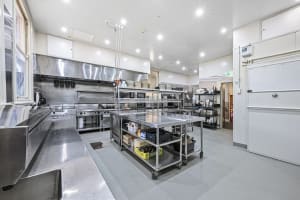 LEASEHOLD - Bull & Mouth Hotel Motel, Maryborough VIC - 1P0576