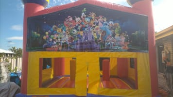 abccastlesandsoftplay